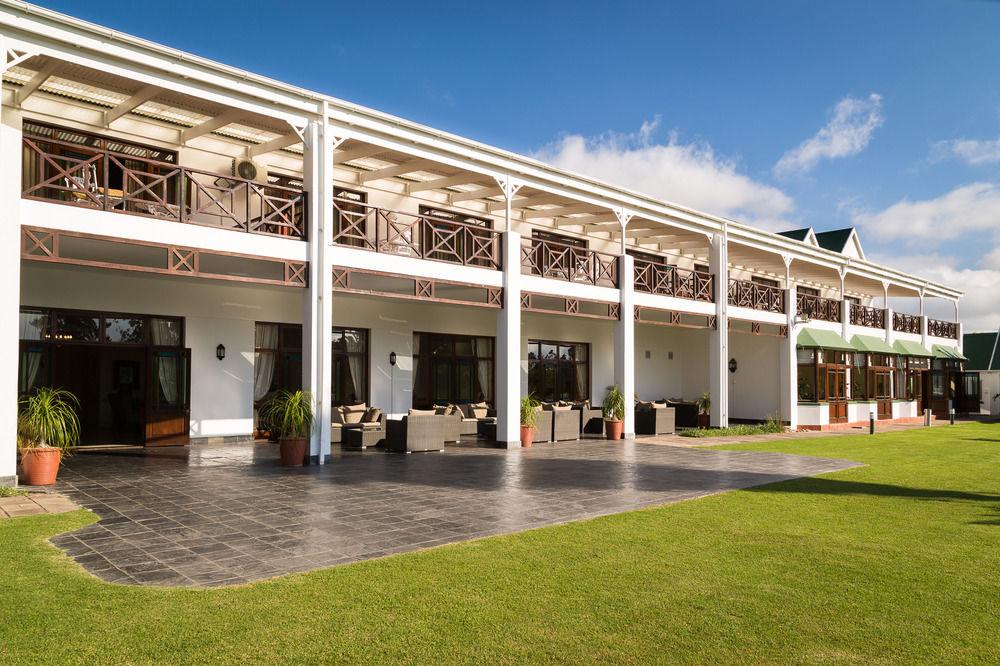 Protea Hotel By Marriott George King George Exteriör bild