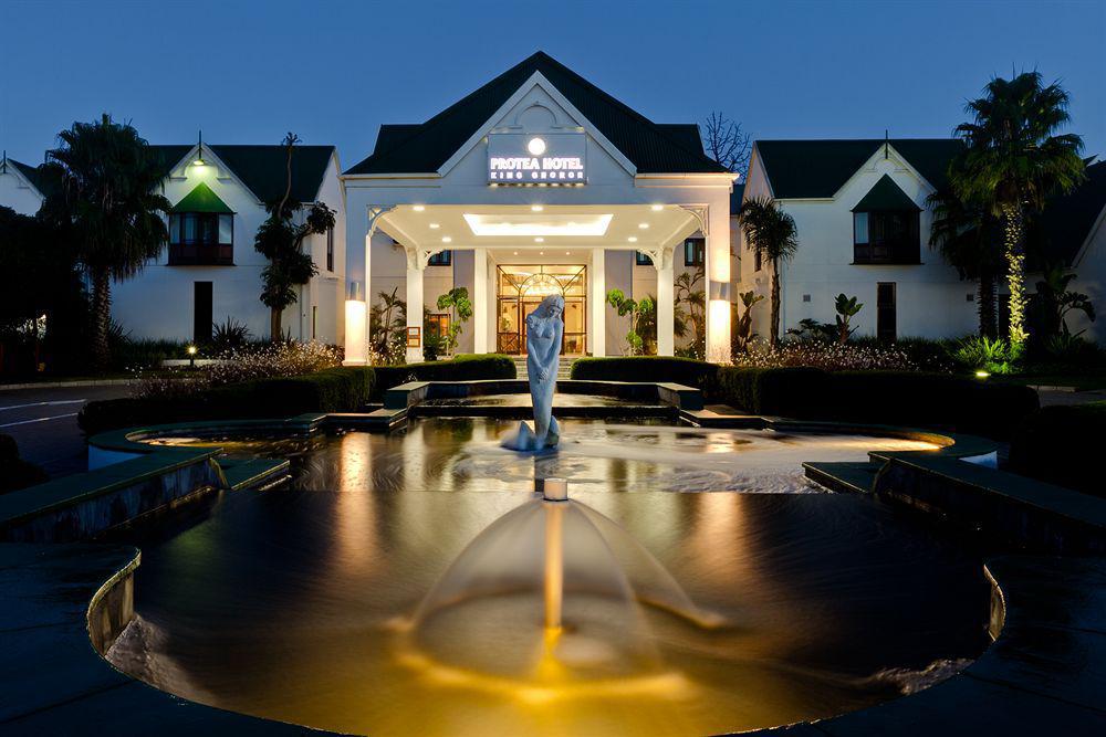 Protea Hotel By Marriott George King George Exteriör bild